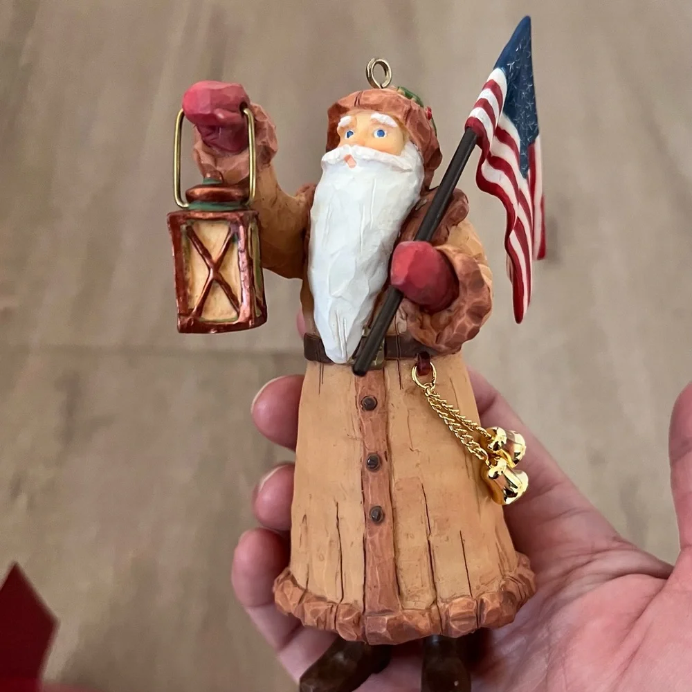 NIB Vintage‎ 2004 Keepsake Hallmark NORTH POLE PATRIOT Santa Christmas Ornament